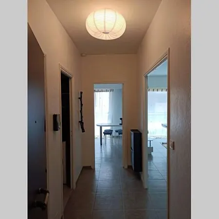 Grand Studio Avec Coin Nuit Et Parking Saint-Laurent-du-Var Exterior photo